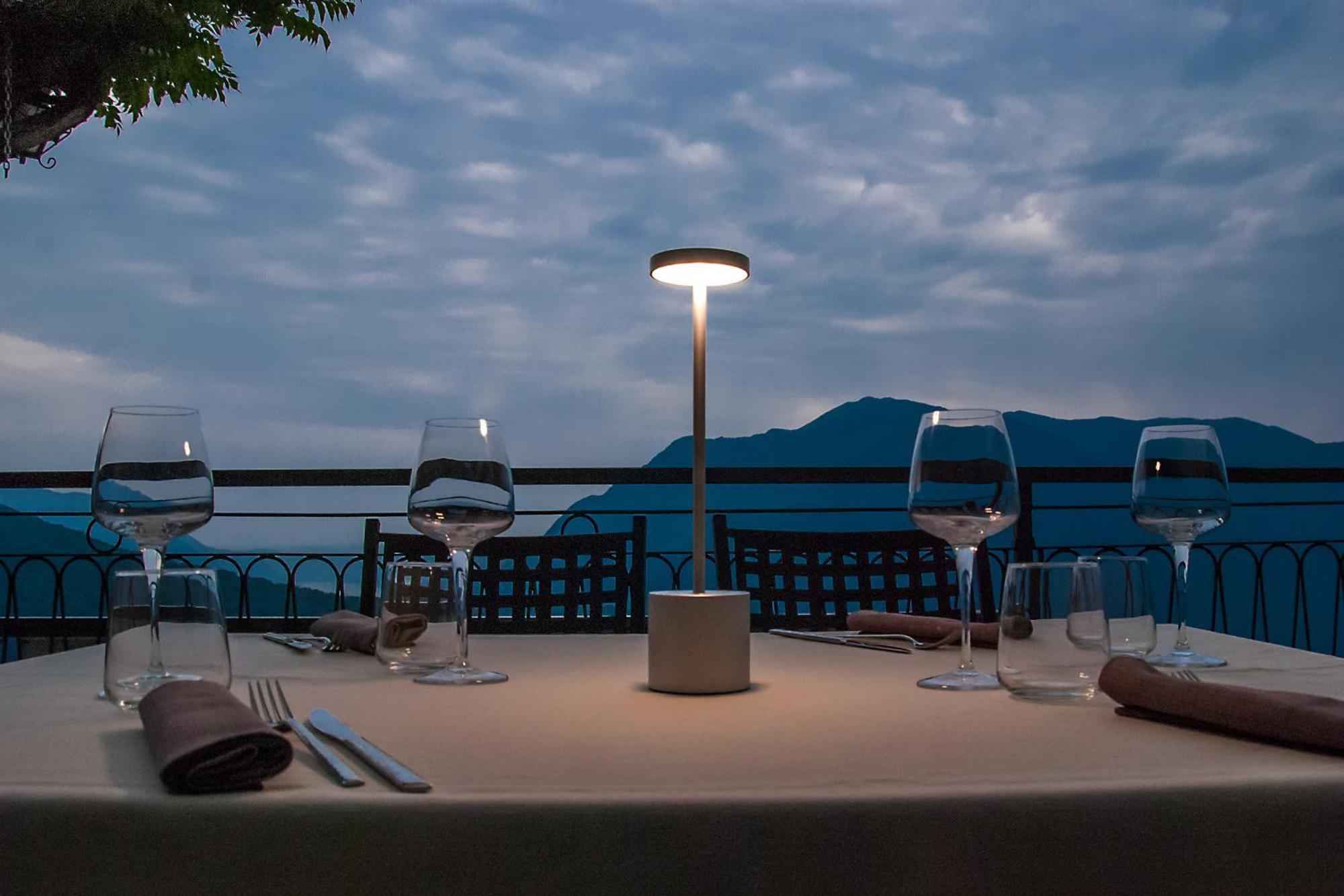 Ristorante Bellavista Con Locanda Veleso エクステリア 写真