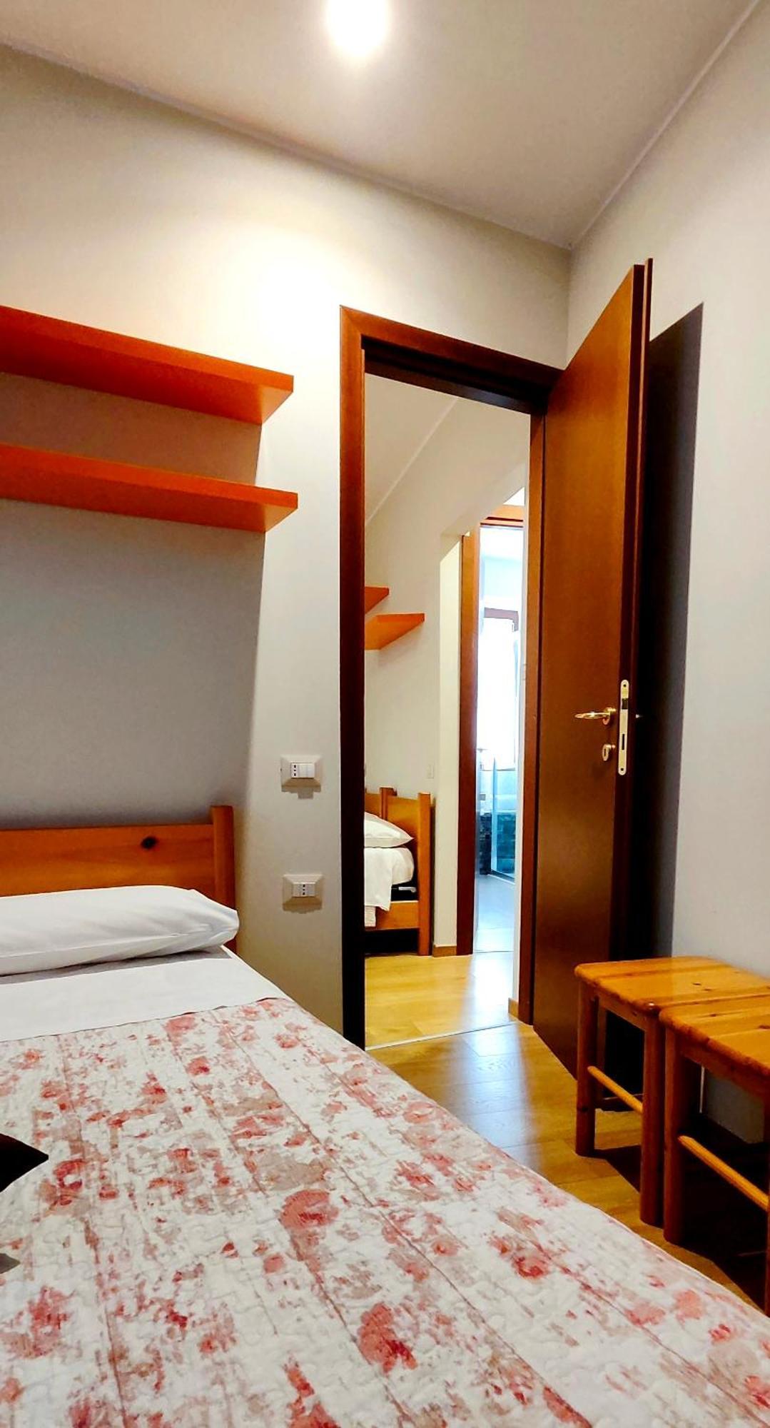 Ristorante Bellavista Con Locanda Veleso エクステリア 写真